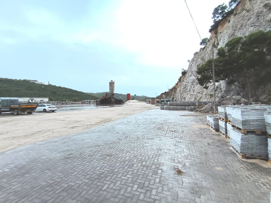 To Let Commercial Property for Rent in Cotswold Eastern Cape